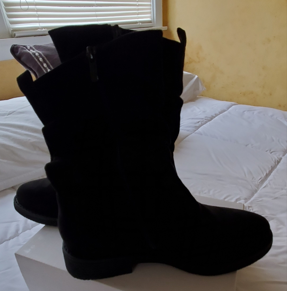 Women's Black Boots